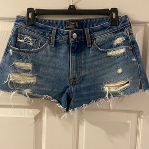 Abercrombie and Fitch low rise shorts